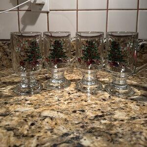 Holiday Glass Mug Set with Christmas Tree Design